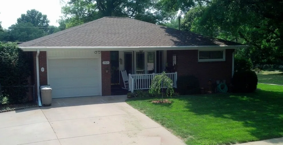 Top Roofs of 2013 by White Castle Roofing - Photo 62
