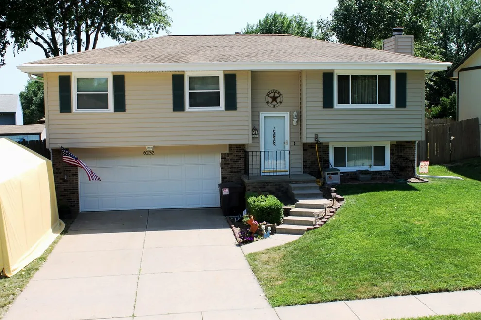 Top Roofs of 2013 by White Castle Roofing - Photo 65