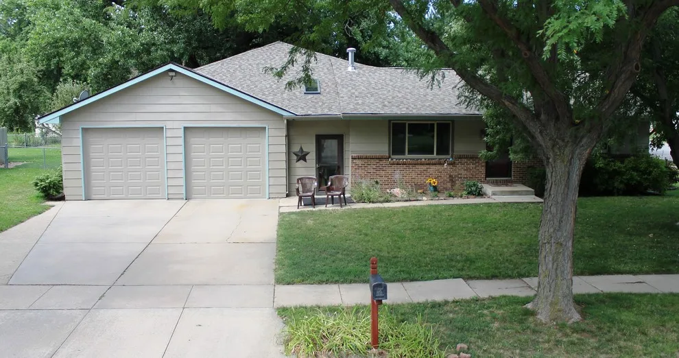 Top Roofs of 2013 by White Castle Roofing - Photo 5