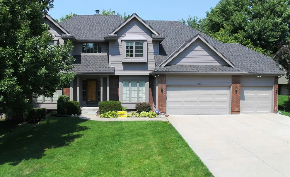Top Roofs of 2013 by White Castle Roofing - Photo 121