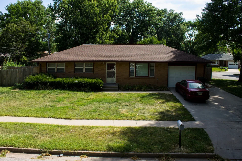 Top Roofs of 2013 by White Castle Roofing - Photo 72