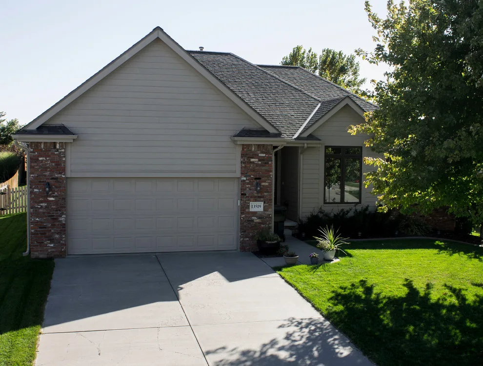 Top Roofs of 2013 by White Castle Roofing - Photo 117