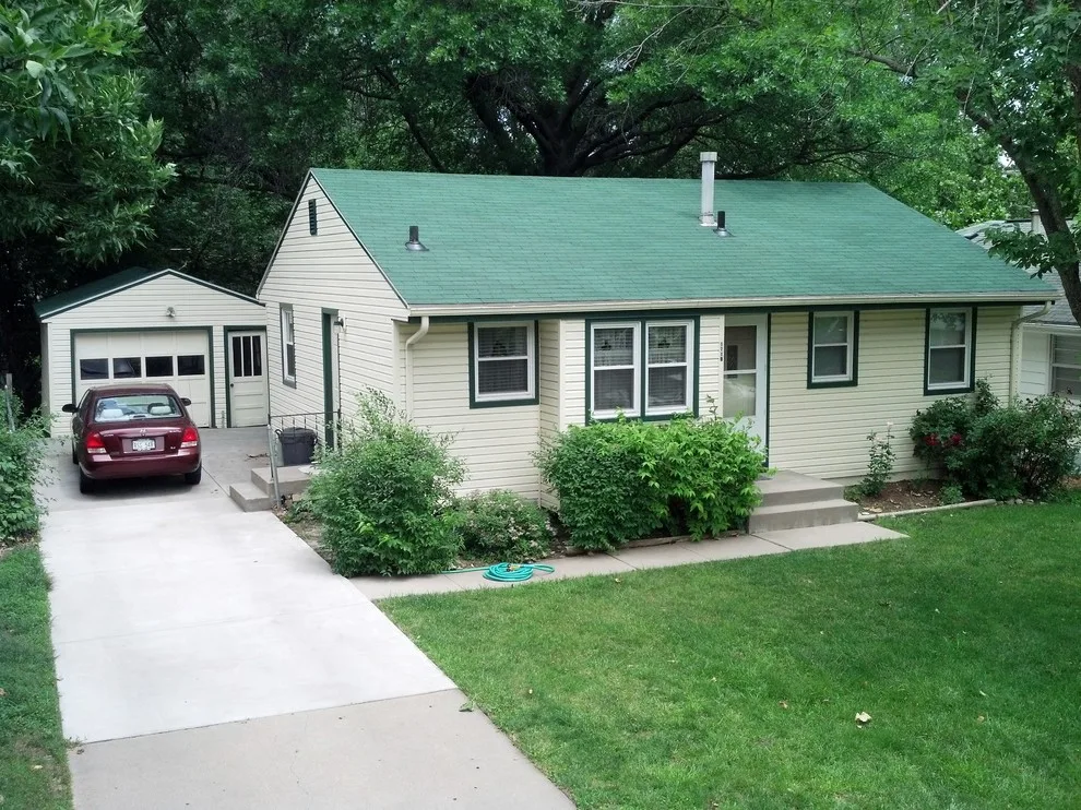 Top Roofs of 2014 by White Castle Roofing - Photo 60