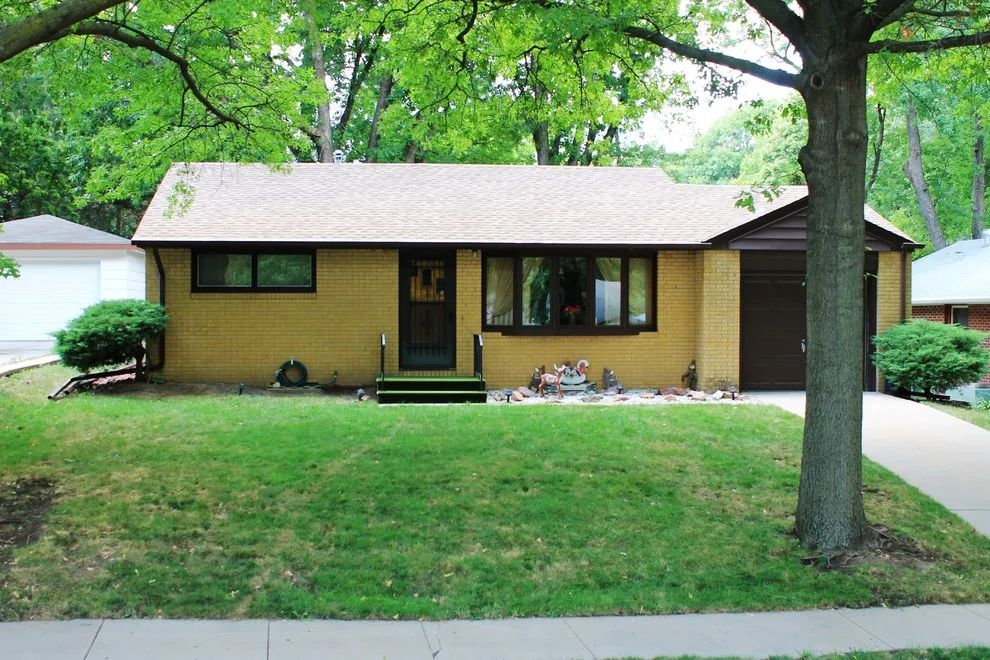 Top Roofs of 2014 by White Castle Roofing - Photo 12