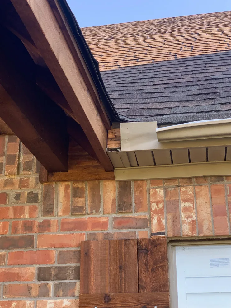 Replacement of outdated clay color system with new Terra bronze gutter by Sharp Seamless Gutter - Photo 4