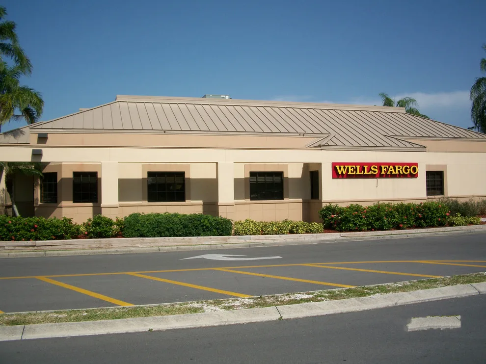 metal roofing by Allied Roofing And Sheet Metal - Photo 4
