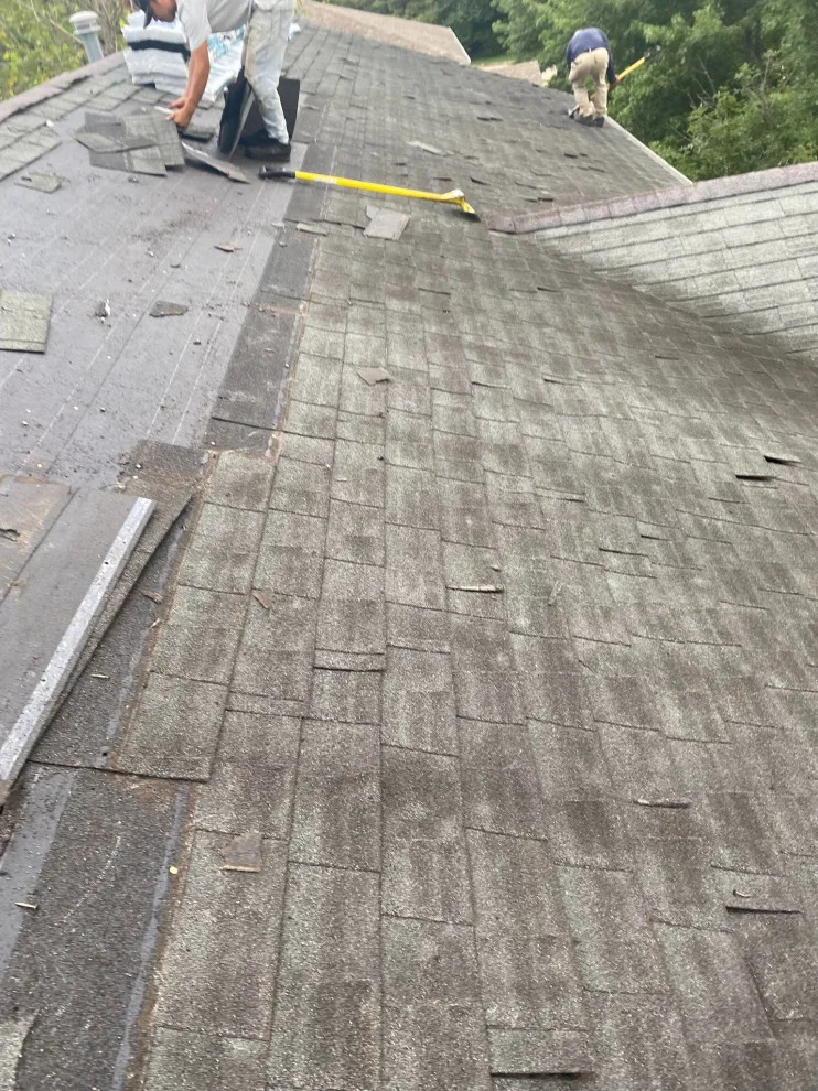 Unik Roofing & Siding - Photo 10