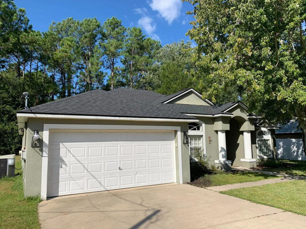 Roberson Roofing Inc. - Photo 9