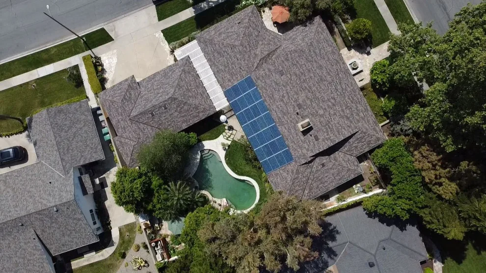 Innovative Roofing Solutions by Owens Corning by Smart Roofing INC. - Photo 9