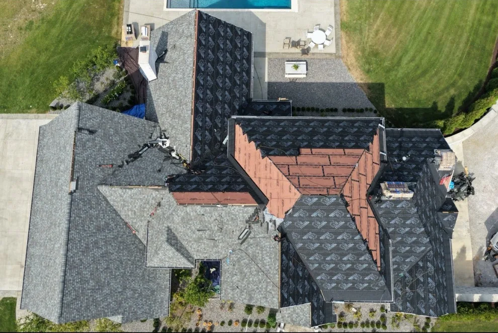 Stronghold Exteriors - Photo 3