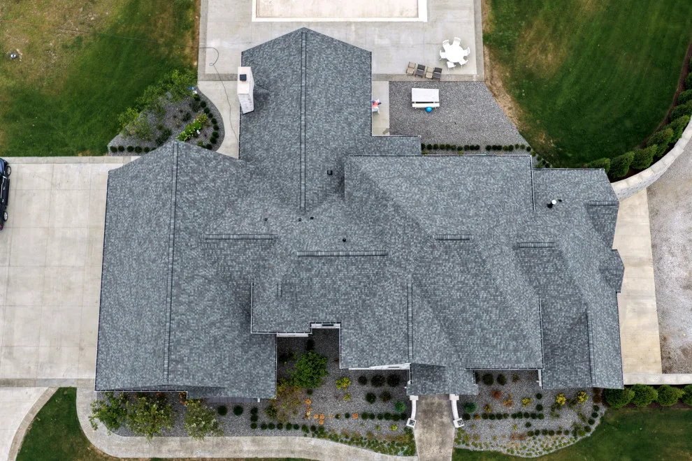 Stronghold Exteriors - Photo 6