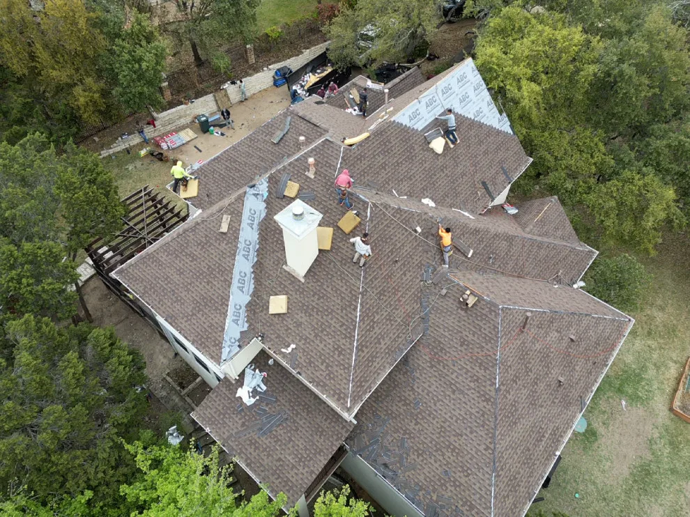 Accurate Roofing And Construction - Photo 11