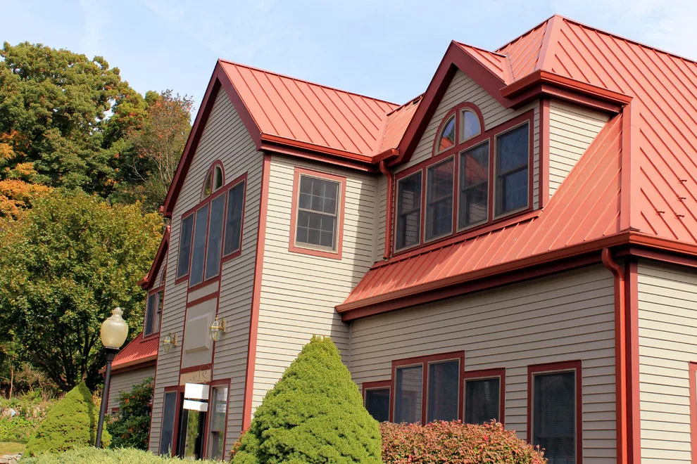 Scarlet Gutters by The Brothers That Just Do Gutters - Photo 9