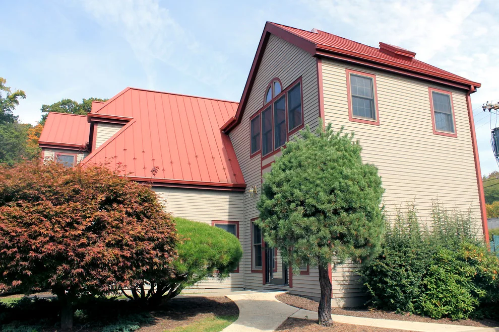 Scarlet Gutters by The Brothers That Just Do Gutters - Photo 8