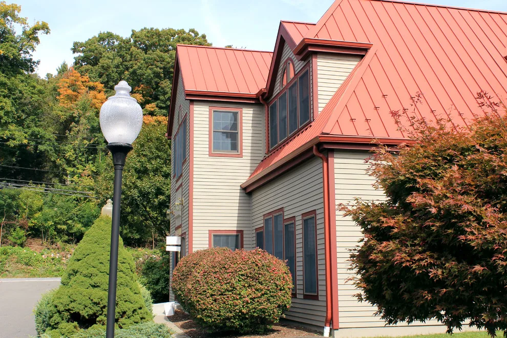 Scarlet Gutters by The Brothers That Just Do Gutters - Photo 12