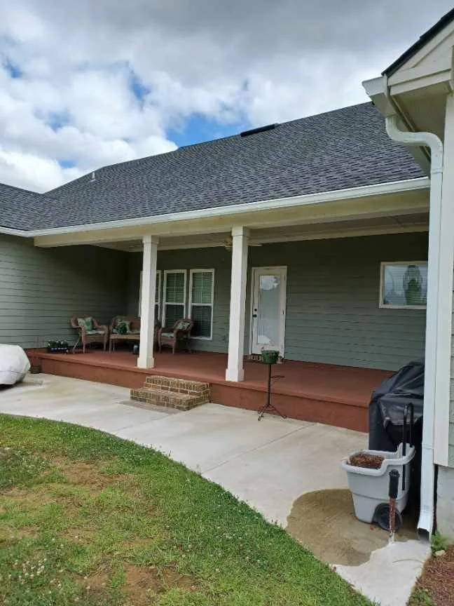Seamless 6-Inch Low Gloss White Gutters Installation by Discount Gutters - Photo 3