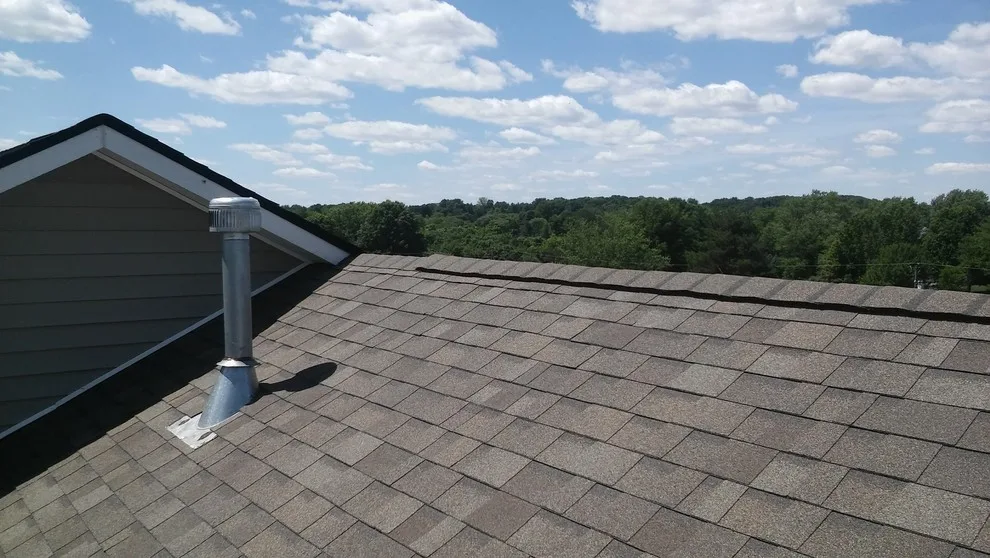 Oscar Roofing - Photo 8