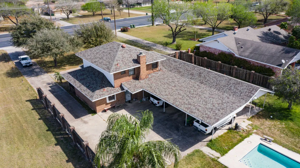 McAllen Valley Roofing Co. - Photo 2
