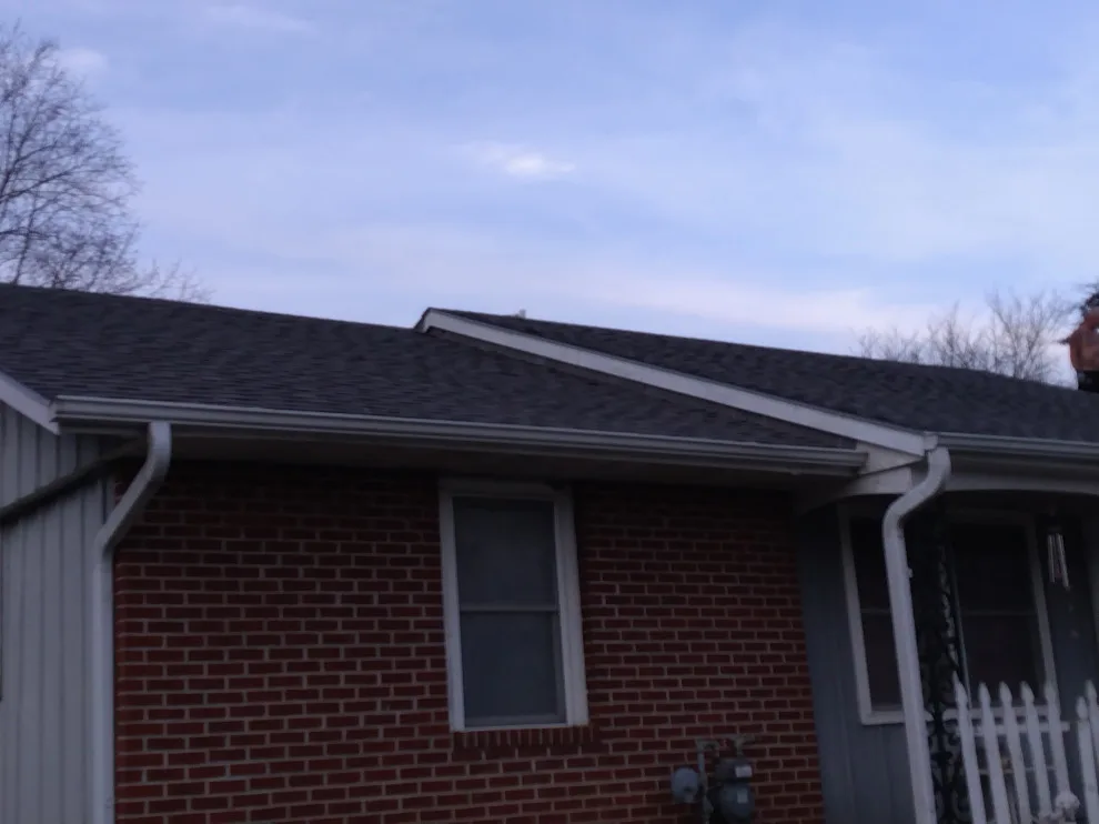 1st Choice Roofing - Photo 4