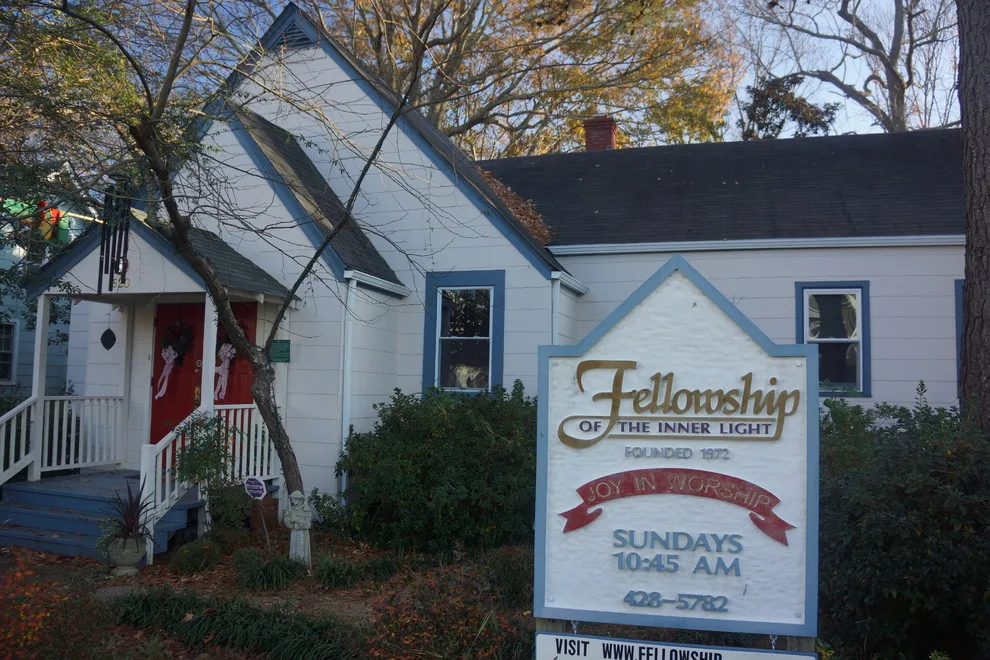 House Of Gutters - Photo 3