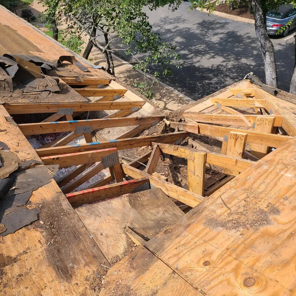 Oak Ridge Roofing - Photo 10