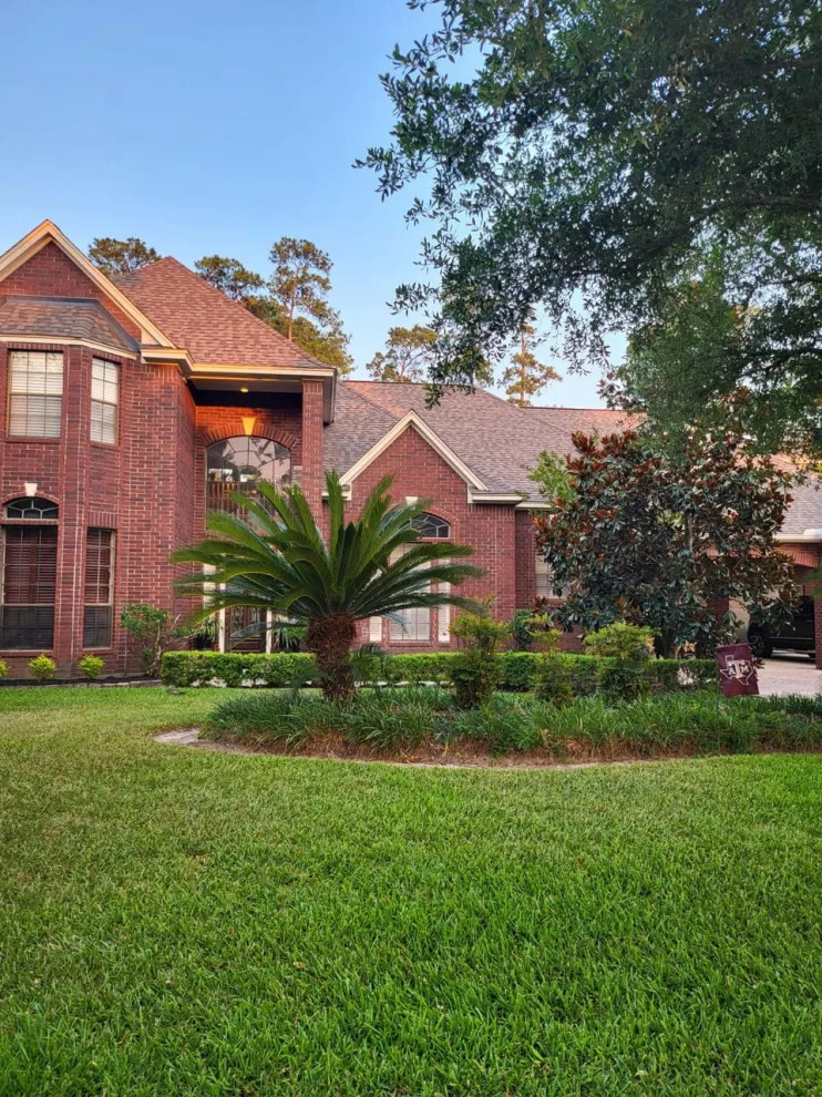 Oak Ridge Roofing - Photo 11