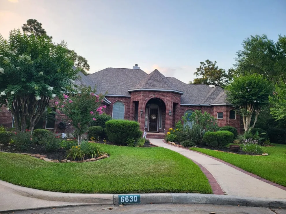 Oak Ridge Roofing - Photo 3