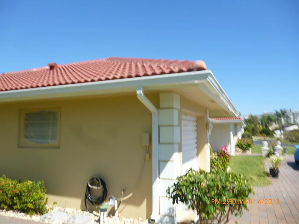 tiled roofing by Allied Roofing And Sheet Metal - Photo 14