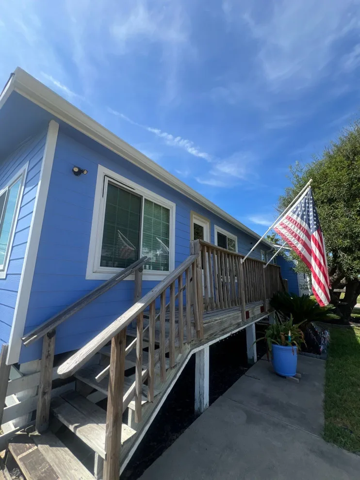 6-Inch OGEE K-Style Gutters with LeafBlaster Pro by Austin Gutter King - Photo 6