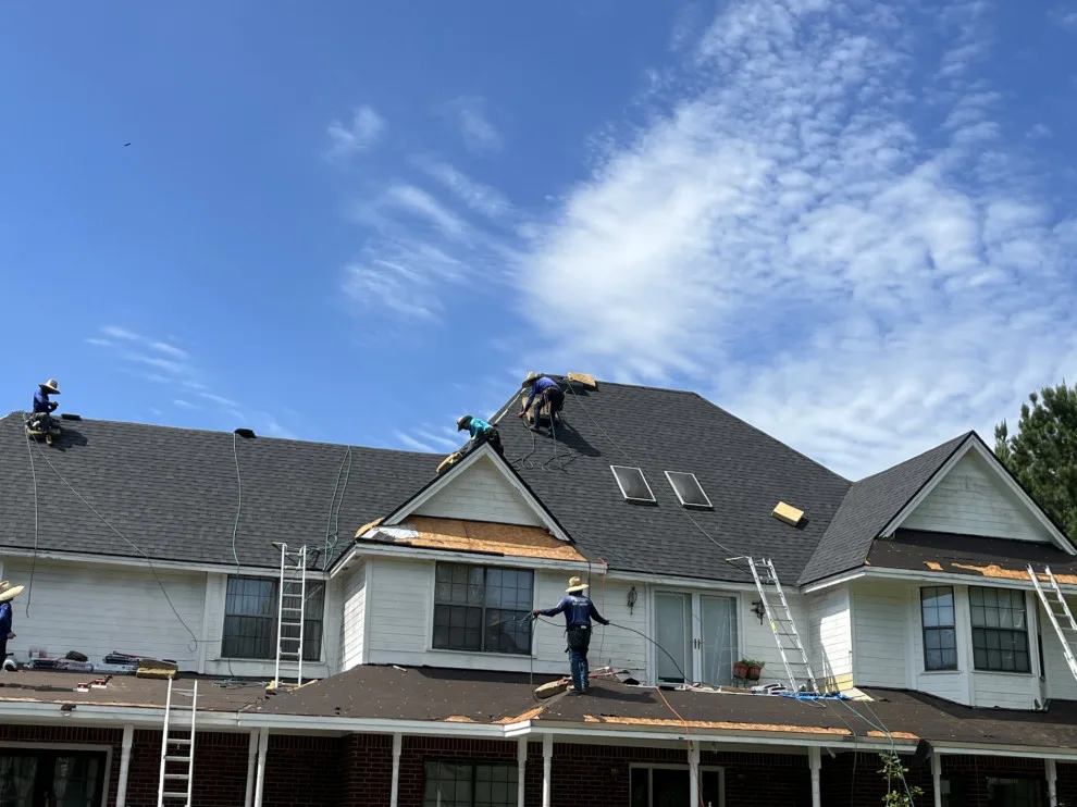 Yanez Roofing LLC by Abel 8 by Abel Yanez Roofing LLC - Photo 6
