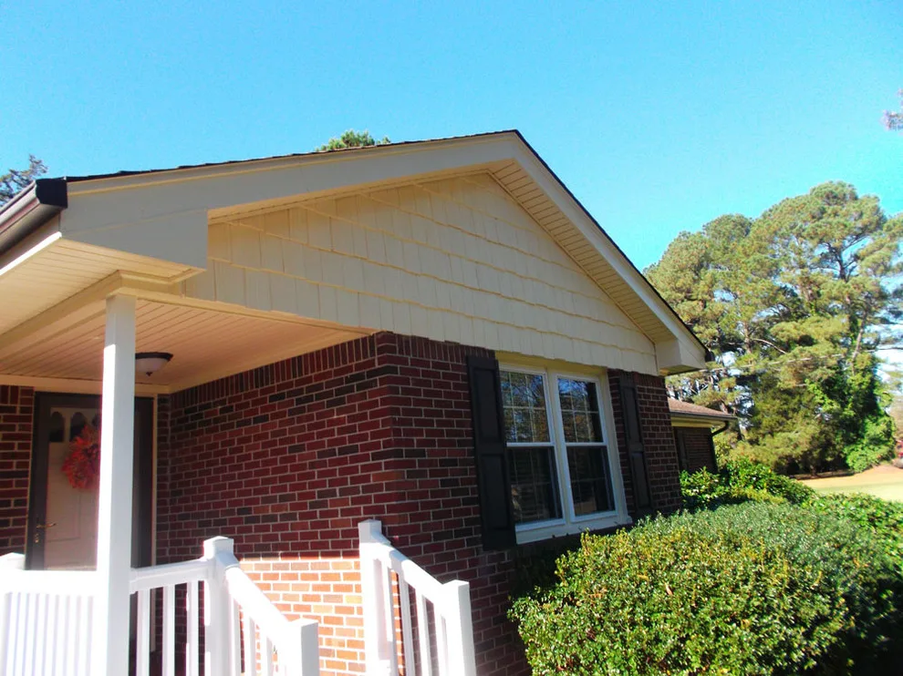 Exterior Source - Photo 13