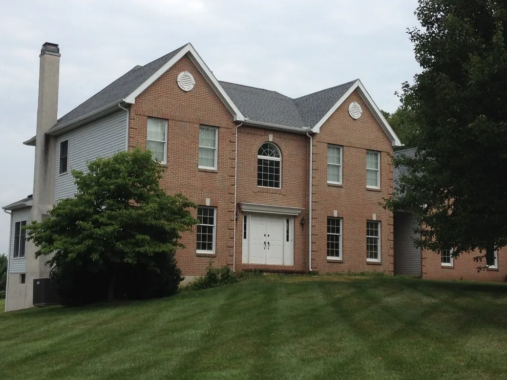 Residential by Middle Creek Roofing - Photo 6