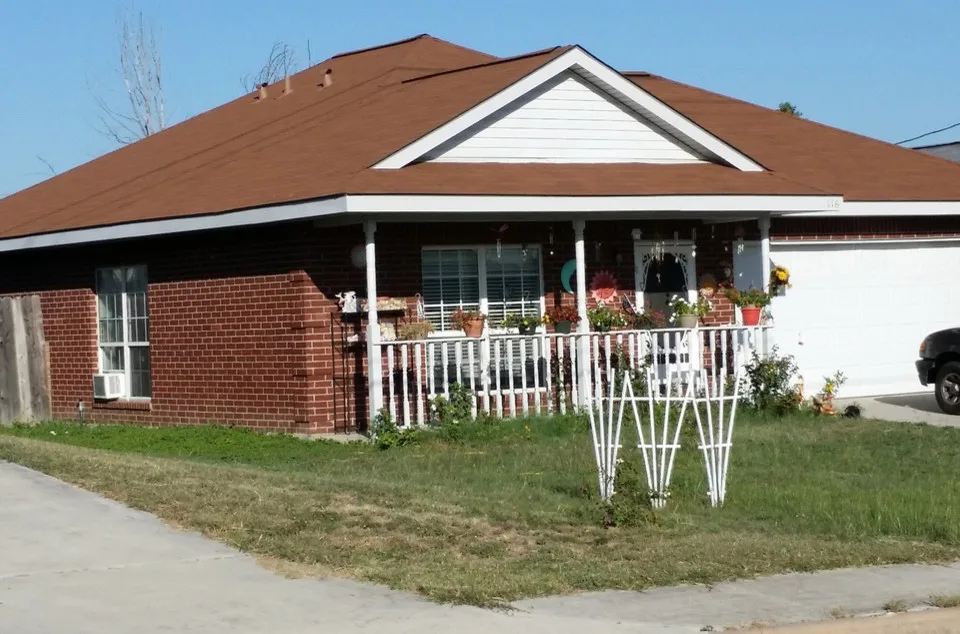 Austin Roofing And Construction - Photo 5