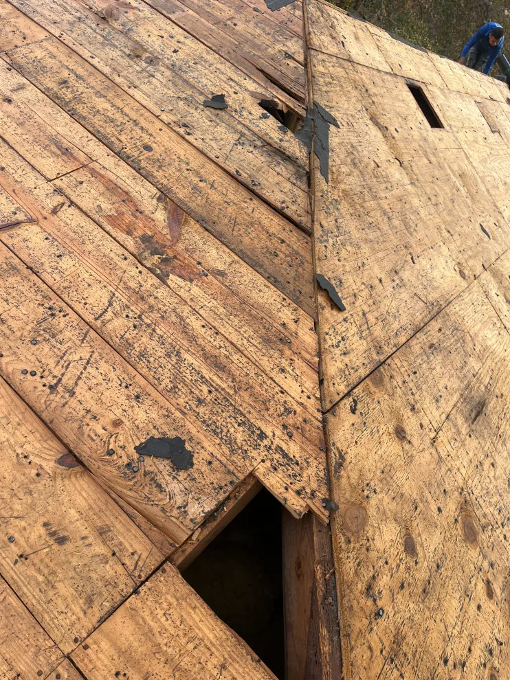 Abel Yanez Roofing LLC - Photo 14
