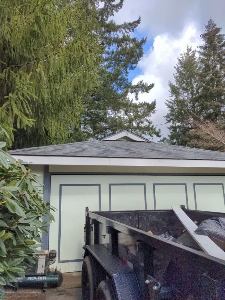 Bellevue Rooftop Asphalt by RoofSmart - Photo 11