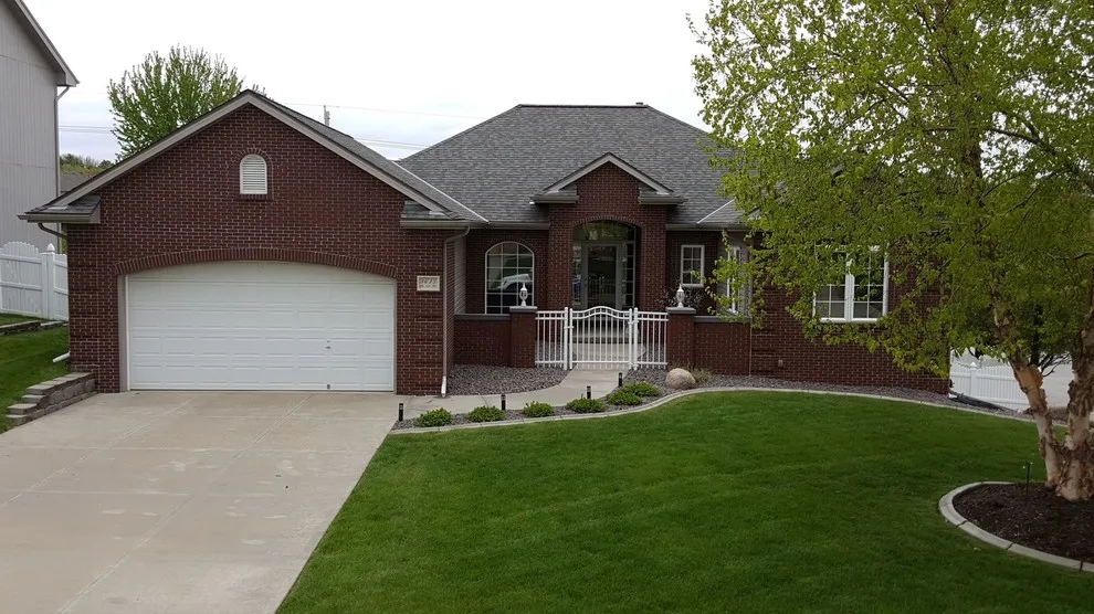 Top Roofs of 2017 by White Castle Roofing - Photo 3