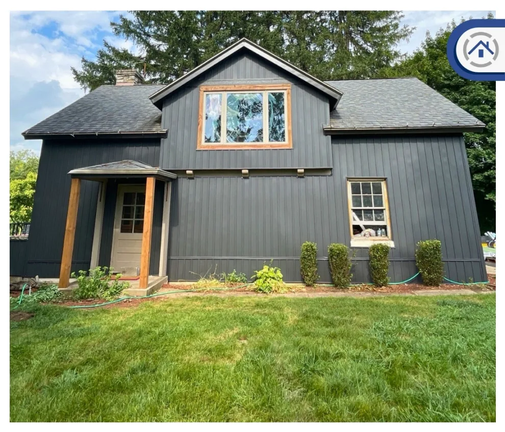 Modern Exterior Roofing - Photo 14