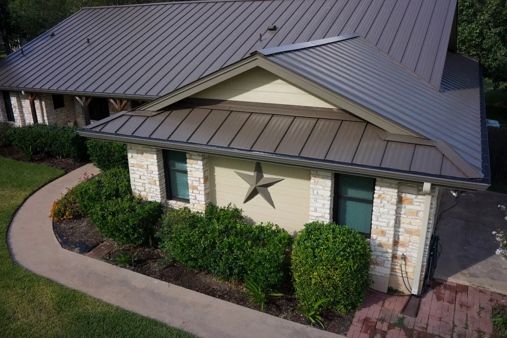 Burford Steel Roofing by Austin Roofing Contractors - Photo 3