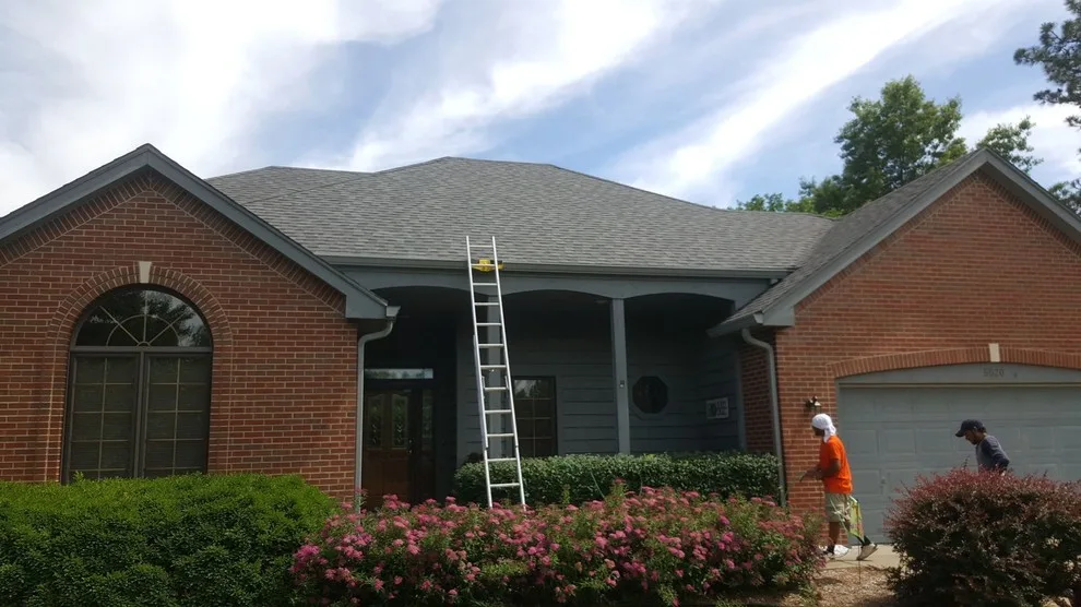 Appelhanz Roofing - Photo 11