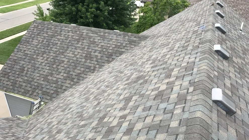 CertainTeed Landmark IR - Maximum Definition Weathered Wood by Appelhanz Roofing - Photo 2