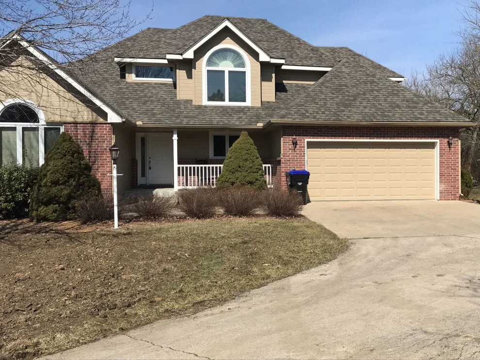 Appelhanz Roofing - Photo 2