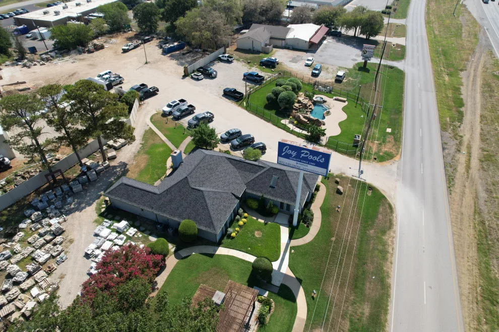 Quest Exteriors - Photo 8