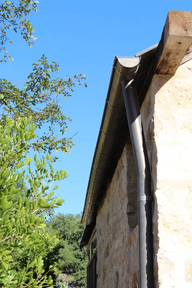 Austin Gutter King - Photo 6