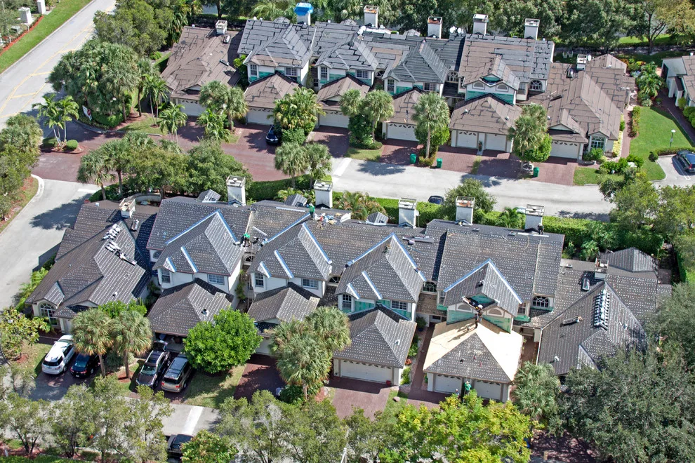 Eagle's Perch Townhomes by Evans Roofing - Photo 4