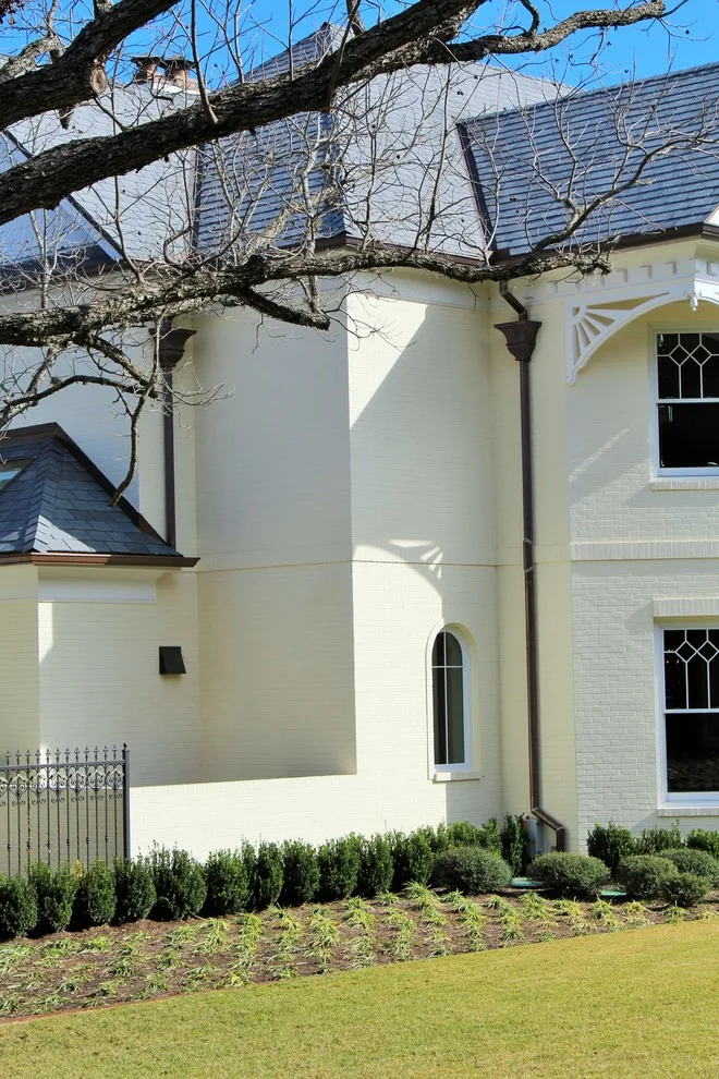 Elegant Contemporary Victorian Residence by Austin Gutter King - Photo 8