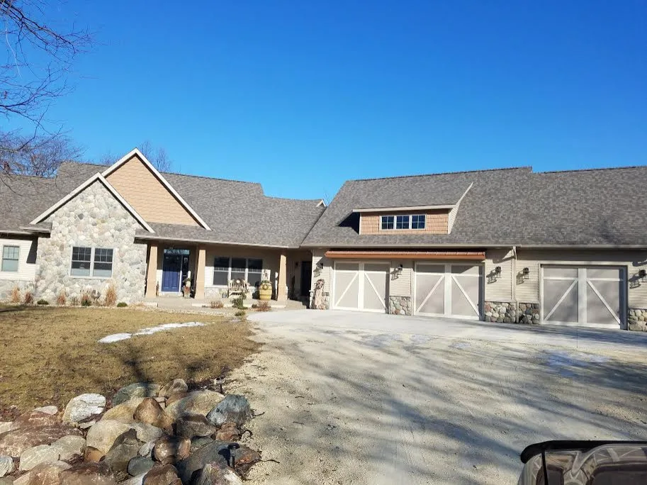 KDS Roofing Solutions - Photo 11