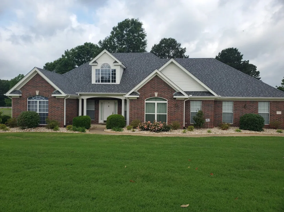 Scott's Roofing Gutters And More - Photo 12