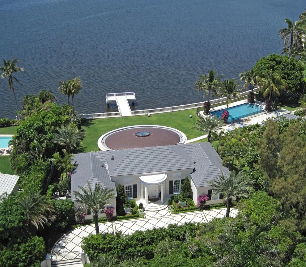 Gold Circle Award Recognized and Nominated Projects by Carpenter's Roofing & Sheet Metal, Inc - Photo 3