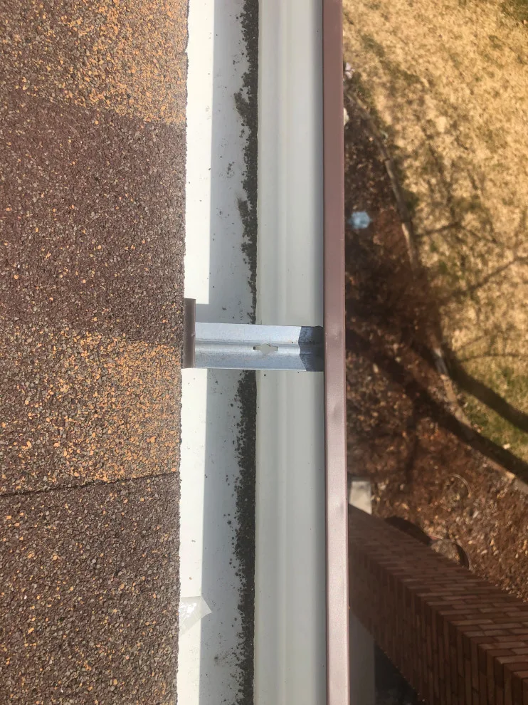 American Roofing And Restorations - Photo 11