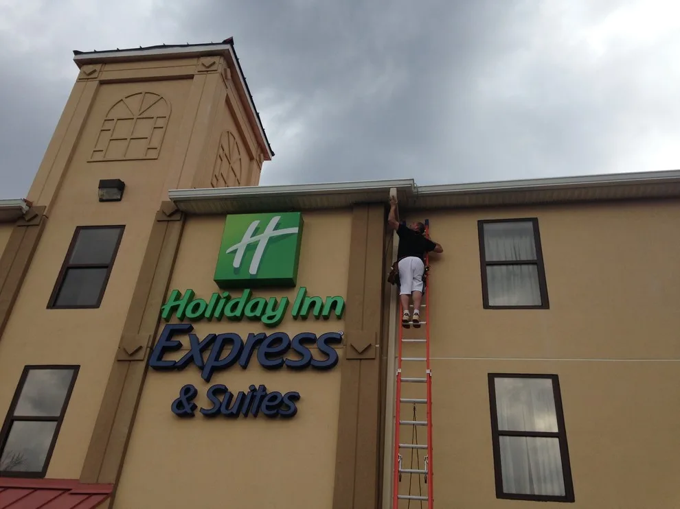 Express & Suites by Holiday Inn by Right Choice Seamless Gutters - Photo 3